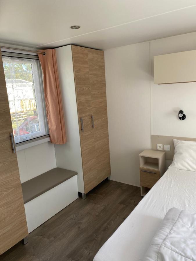 Mobil-Home 4 6 Personnes 2 Chambres Camping Le Bois Dormant Saint-Jean-de-Monts Exterior foto